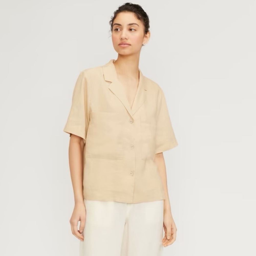 Everlane Beige Short-Sleeve Button-Down Shirt